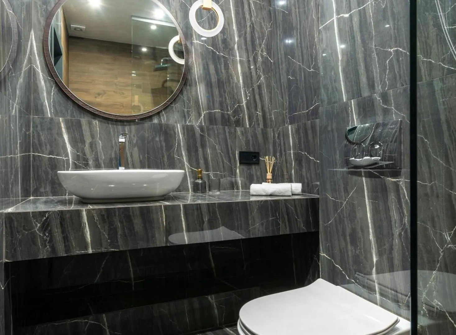 Hotel Ivy Plaza Near Igi Airport New Delhi